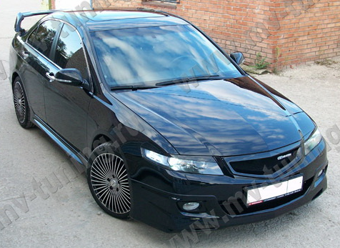 Решетка радиатора (сетка в комплекте) "MUGEN Style" для Honda Accord VII (2006-2008) купить недорого с доставкой в Абакан