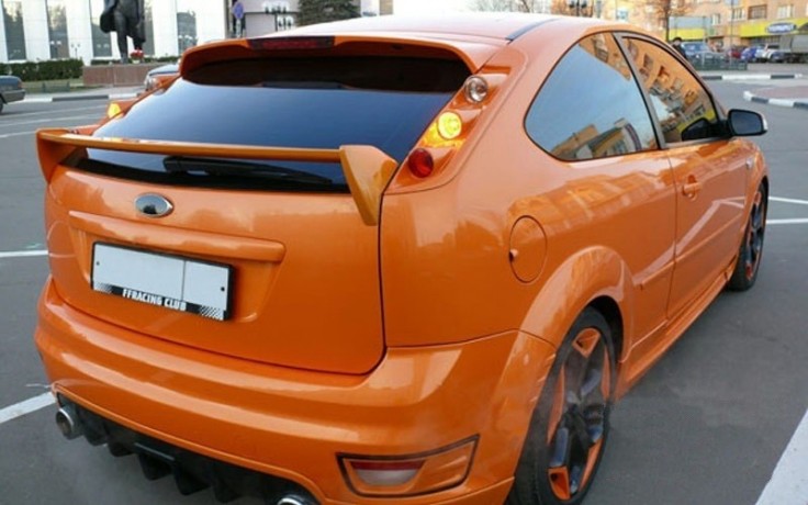 Корпуса под заднюю модульную оптику для Ford Focus 2 (хетчбек) 3-5D (2004-2008) купить недорого с доставкой в Абакан