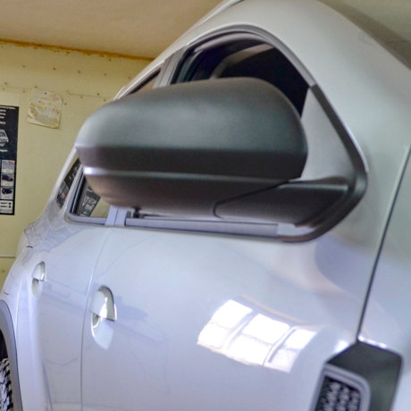 Накладки на зеркала без козырька "КАРТ" для Renault Duster 2 (с 2021 г.в.) тиснение, без комплектации купить недорого с доставкой в Абакан
