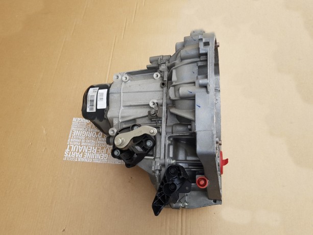 Механическая коробка переключения передач (МКПП 5-ст.) Renault JR5-514, двигатель К4М  1.6 16V, новая, оригинал 320106193R 8200934990 купить недорого с доставкой в Абакан