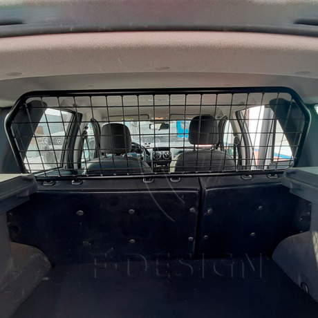 Ограждение для груза и собак Renault Duster купить недорого с доставкой в Абакан