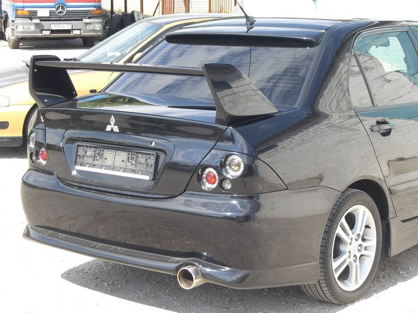 Корпуса под заднюю модульную оптику для Mitsubishi Lancer IX (2003-2009) купить недорого с доставкой в Абакан