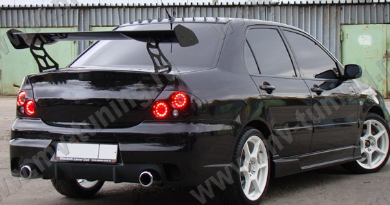 Корпуса под заднюю модульную оптику для Mitsubishi Lancer IX (2003-2009) купить недорого с доставкой в Абакан